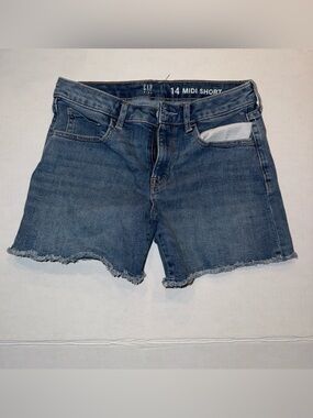 GAP girls Medium Blue Denim Midi Shorts